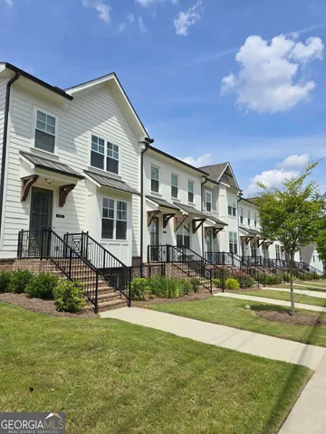 a house view with a outdoor space