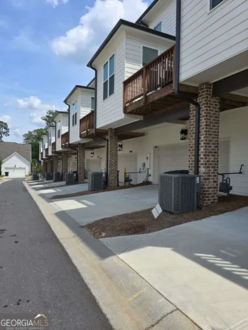 $540,000 | 825 Green Sapling Trail, Unit 18, Suwanee, GA 30024