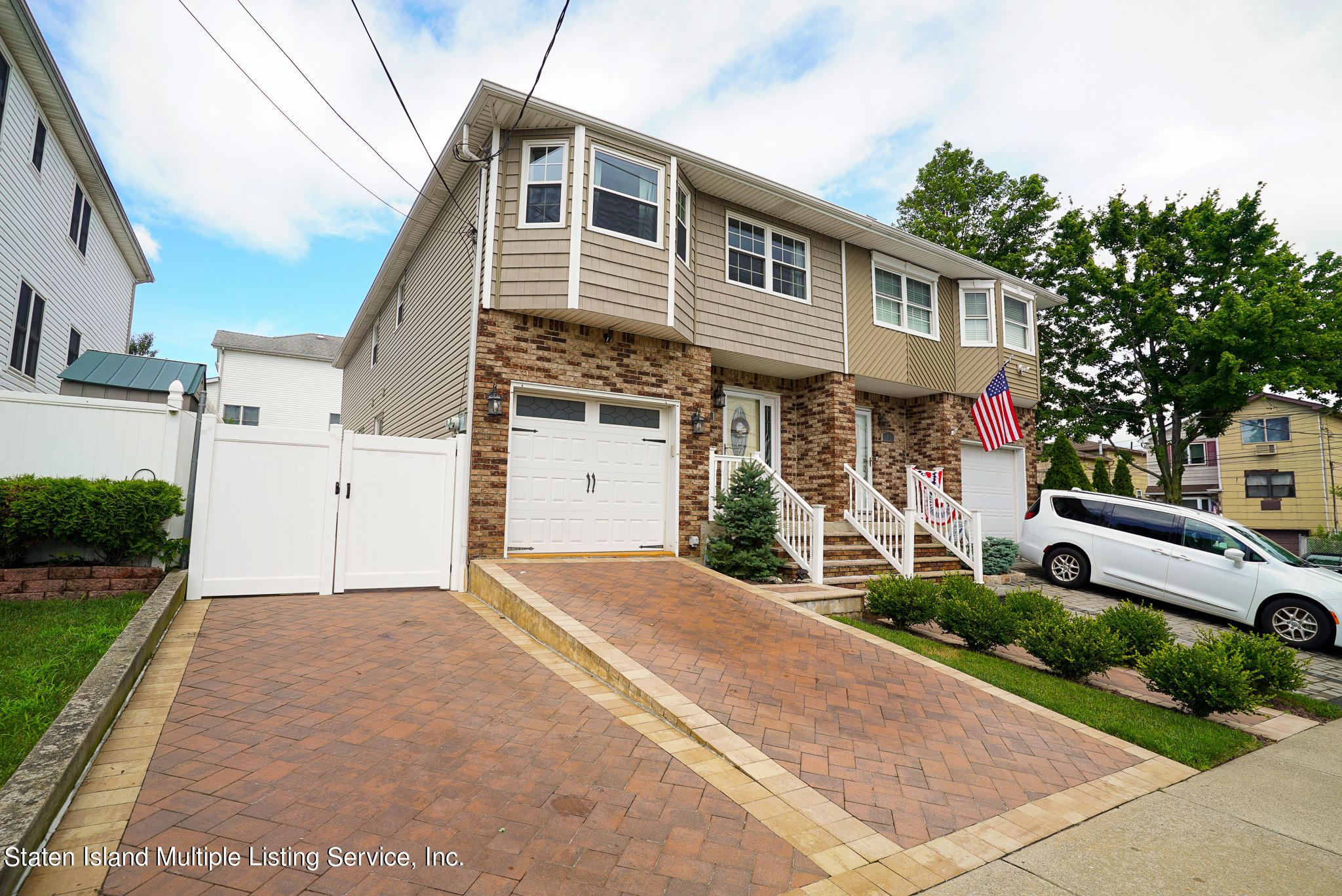 45 Woodrow Road Staten Island, NY 10312 - Photo 2 of 45 DSC02188