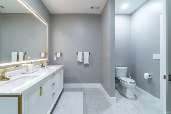 $1,200,000 | 520 Lavina Street, Fort Wayne, IN 46802