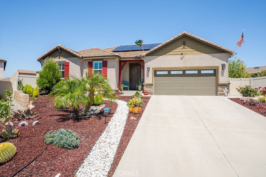 829 South Pine Avenue Rialto, CA 92376 - Photo 3 of 48 Extended Driveway for plenty of parking!