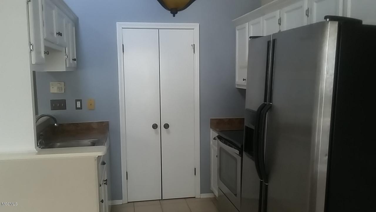 13494 Windridge Drive Gulfport, MS 39503 - Photo 3 of 10 20170519_165644