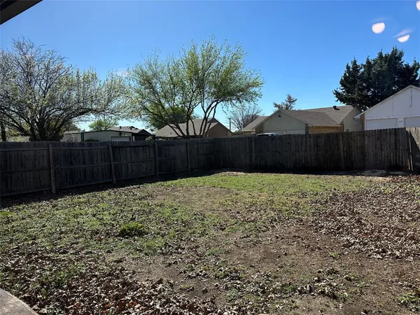 $1,750 | 506 Red Oak Drive, Allen, TX 75002