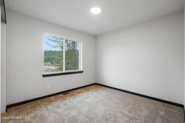 $699,000 | 9490 Sunnyside Road, Sandpoint, ID 83864