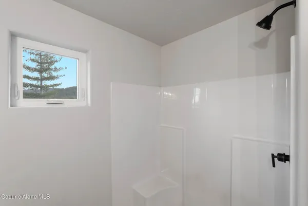 $699,000 | 9490 Sunnyside Road, Sandpoint, ID 83864