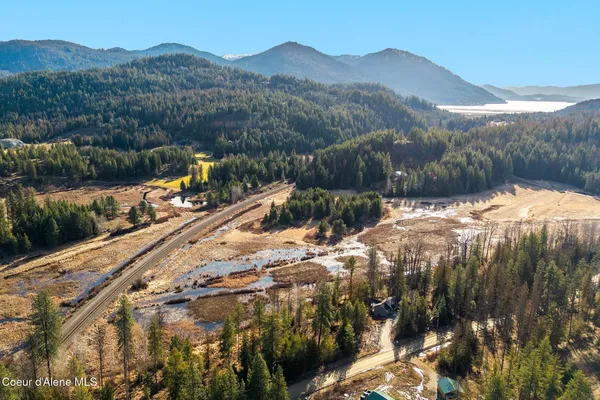 $699,000 | 9490 Sunnyside Road, Sandpoint, ID 83864