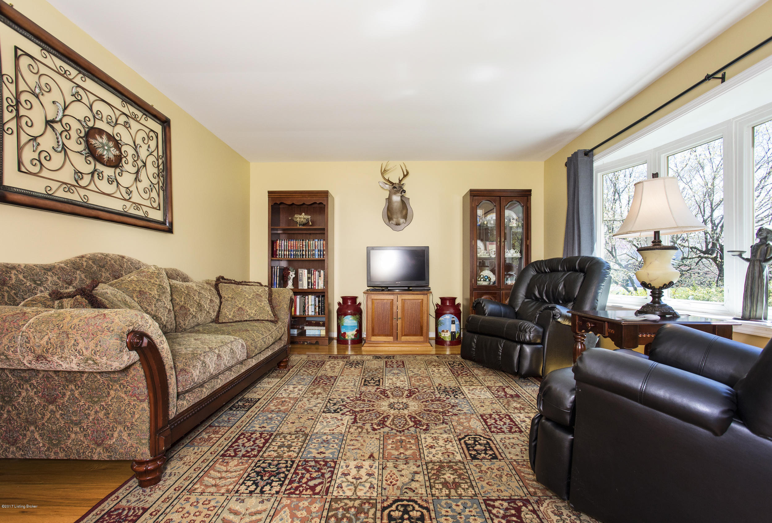 8205 Old Gate Road Louisville, KY 40241 - Photo 11 of 42 13-formal living