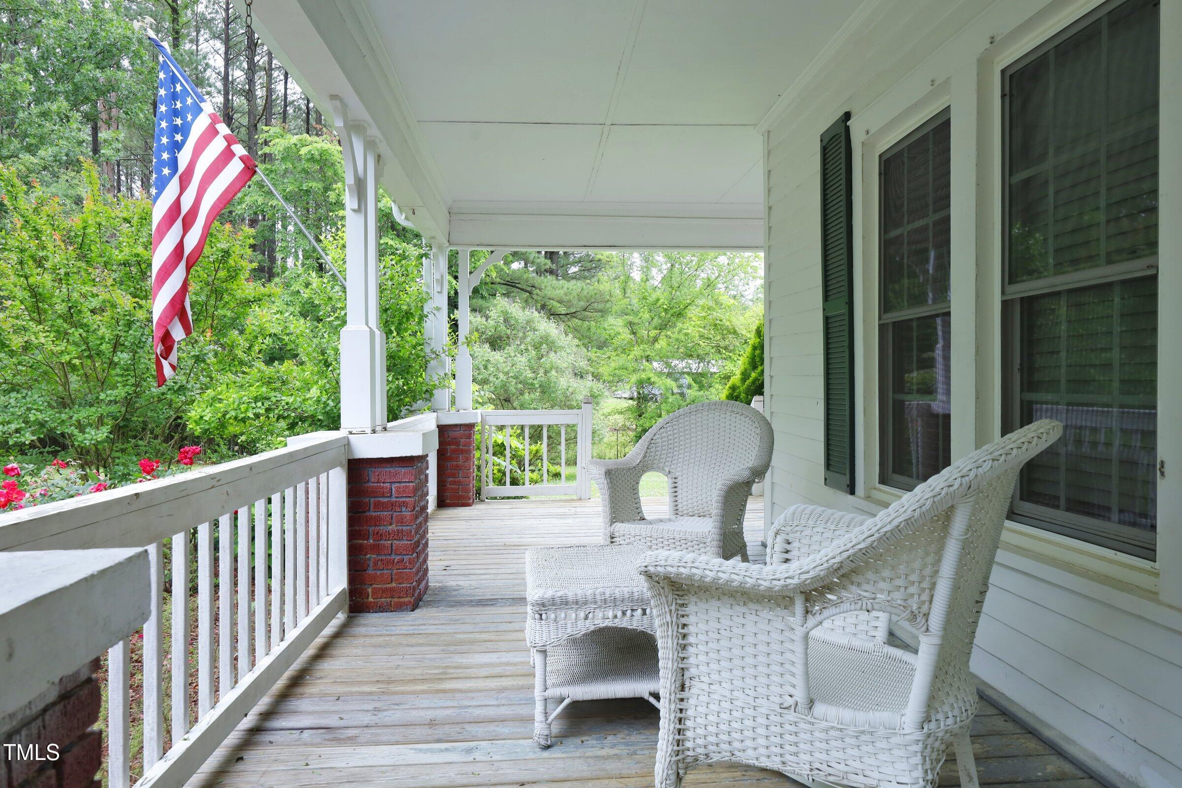 7129 Dexter Road Oxford, NC 27565 - Photo 12 of 85 8FrontPorch