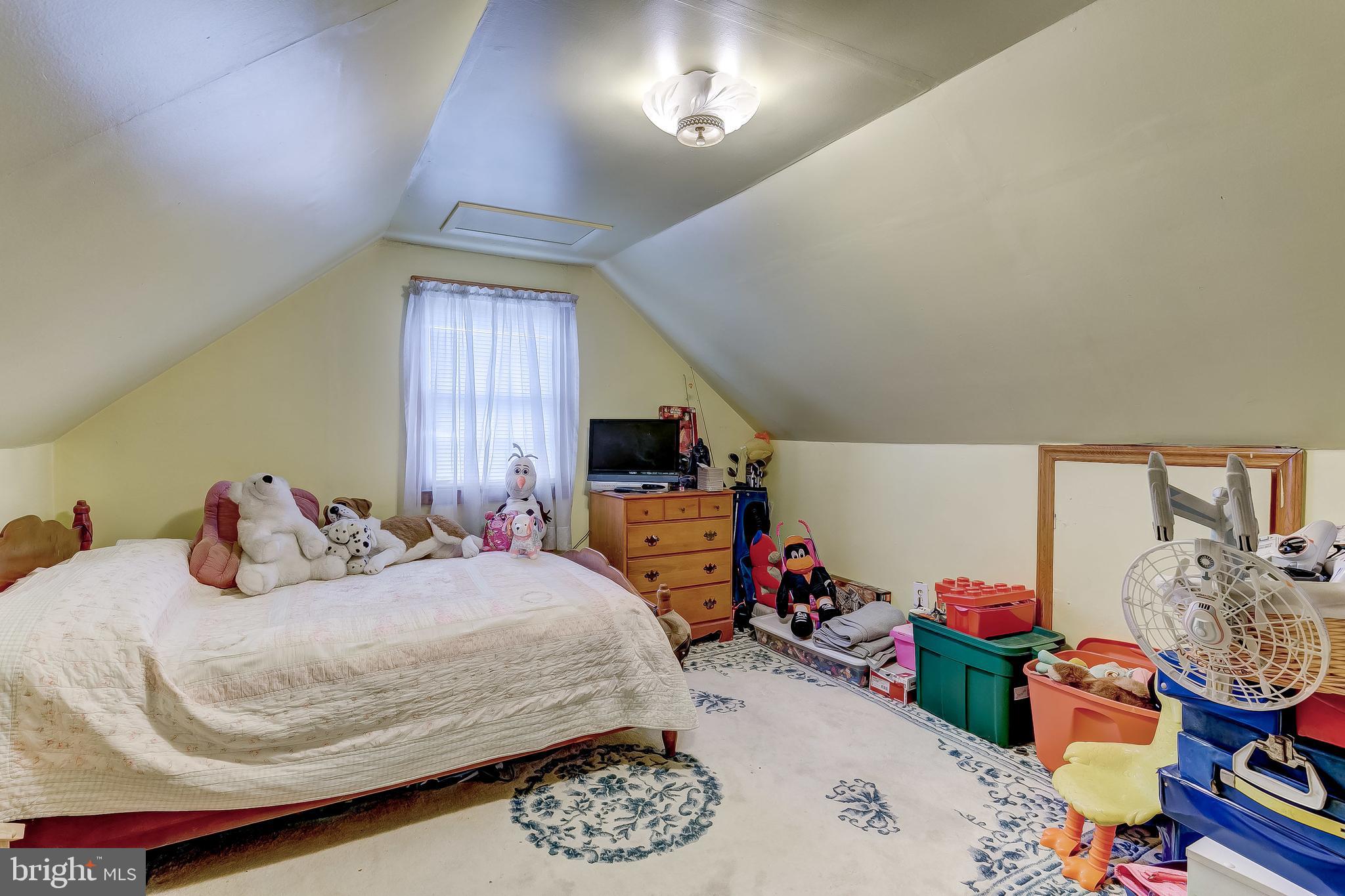 1806 Forrest Road Baltimore, MD 21234 - Photo 9 of 18