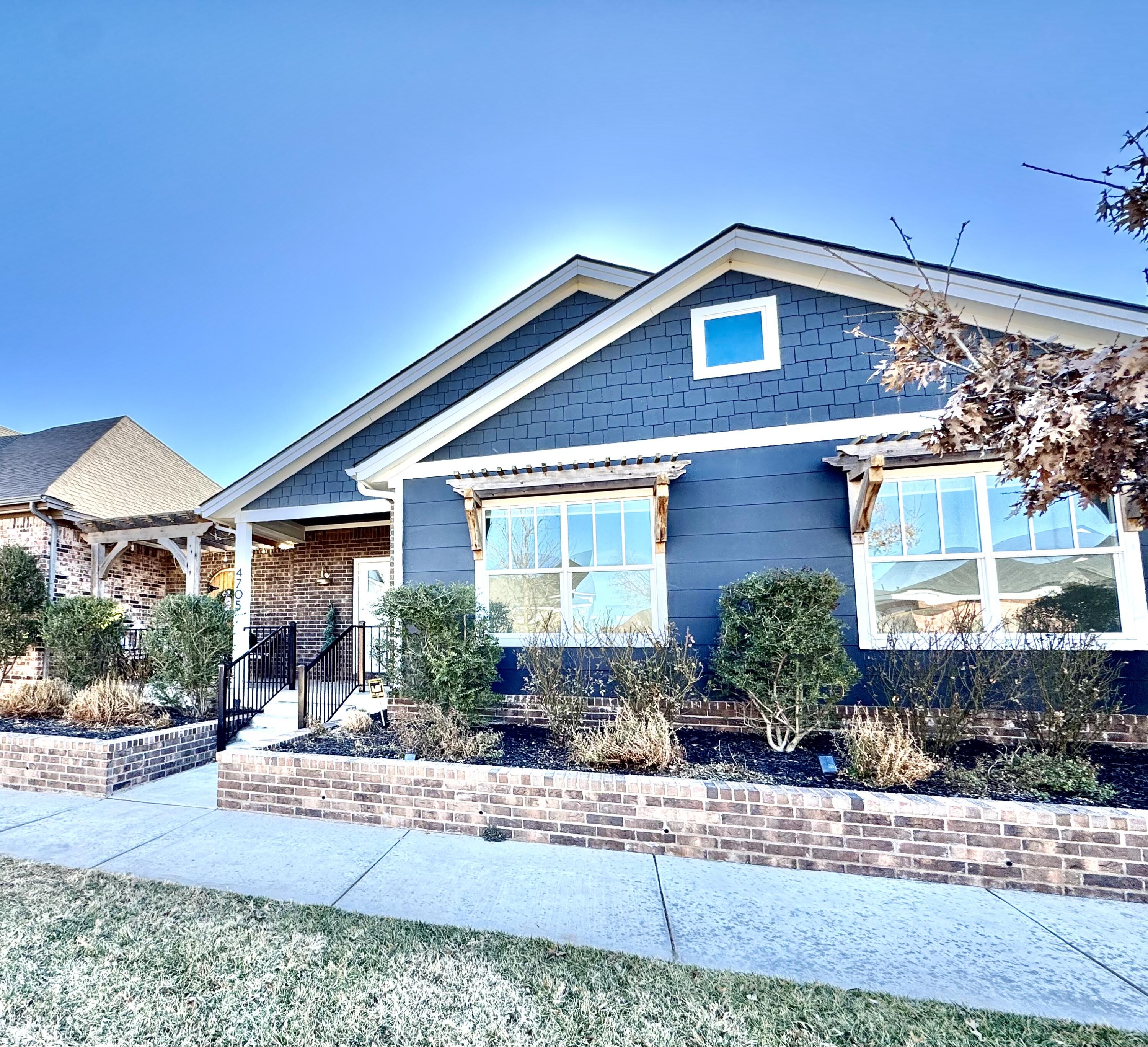 4705 121st Place Lubbock, TX 79424 - Photo 3 of 31 IMG_1439