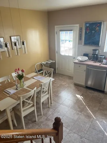 $685,888 | 142 Alex Circle | South Beach