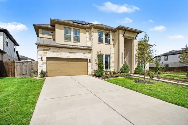 $1,200,000 | 9911 Crescent Wood Drive, Missouri City, TX 77459