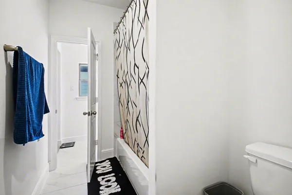 $1,200,000 | 9911 Crescent Wood Drive, Missouri City, TX 77459