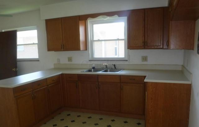 125 Oxley Road Columbus, OH 43228 - Photo 9 of 14 Gallery Image 9