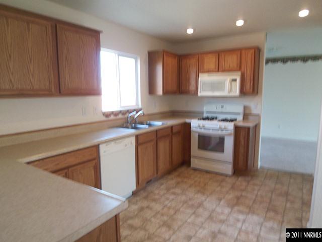 17705 Pintura Court Reno, NV 89508 - Photo 5 of 11 Photo 5