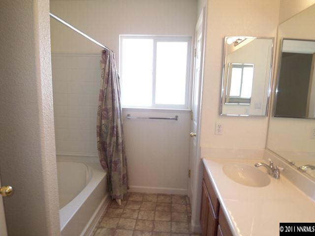 17705 Pintura Court Reno, NV 89508 - Photo 8 of 11 Photo 8