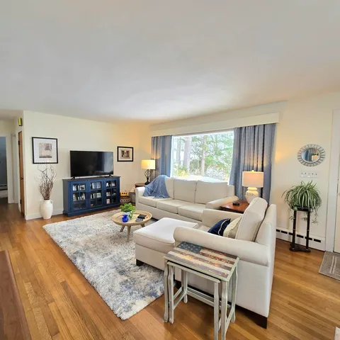 $389,000 | 36 Beauview Avenue, Nashua, NH 03064