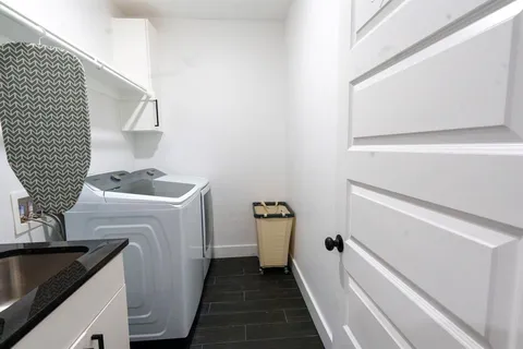 $2,500 | 4523 Solar Lane, Dallas, TX 75216
