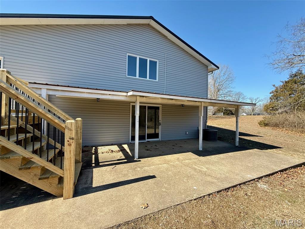 1112 North And South Road Sullivan, MO 63080 - Photo 6 of 23