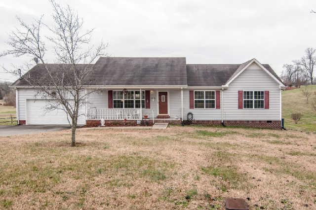 620 Mt Lebanon Road Dickson, TN 37055 - Photo 3 of 20 Nice covered front porch