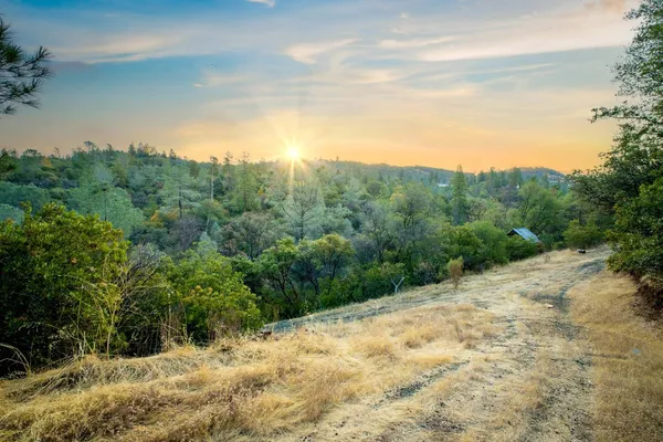 $119,000 | 10932 Oak Canyon Drive, Penn Valley, CA 95946