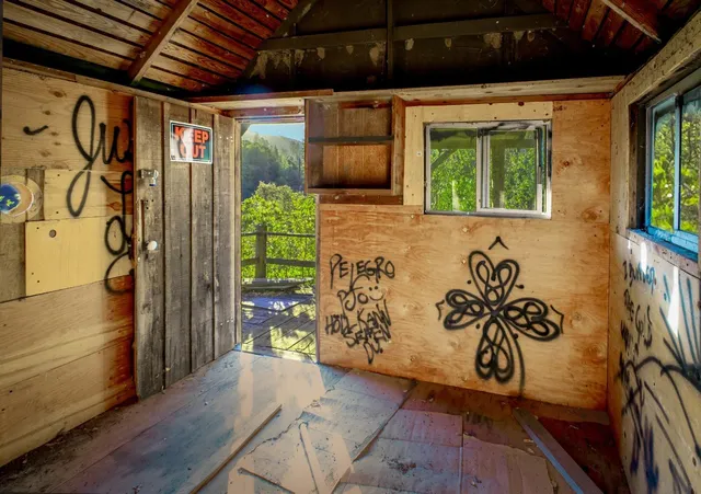 a view of an entryway