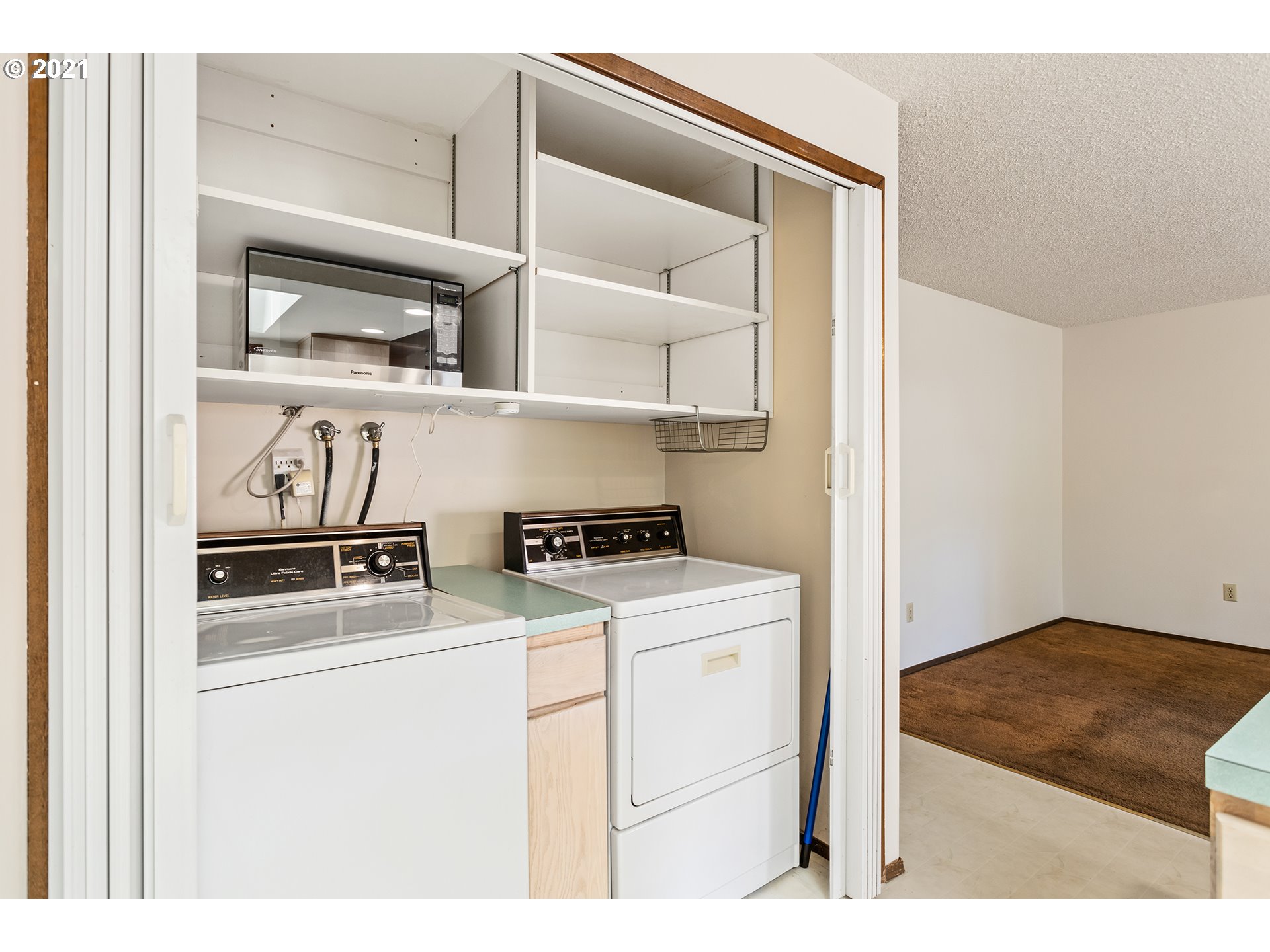 14870 Southwest Glenbrook Road Beaverton, OR 97007 - Photo 25 of 25 Gallery Image 25