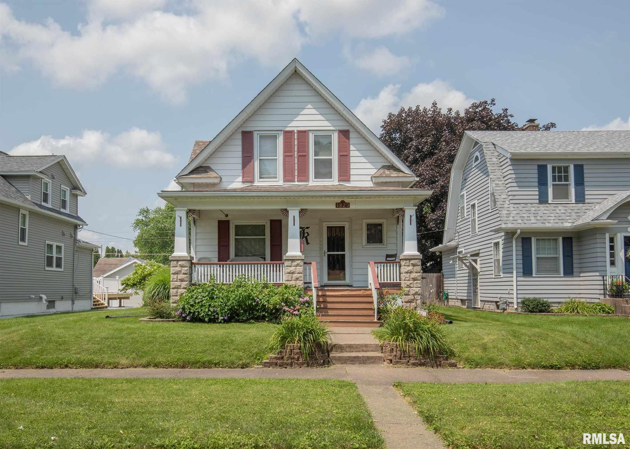 1827 3rd Street Moline, IL 61265 - Photo 1 of 29 Gallery Image 1