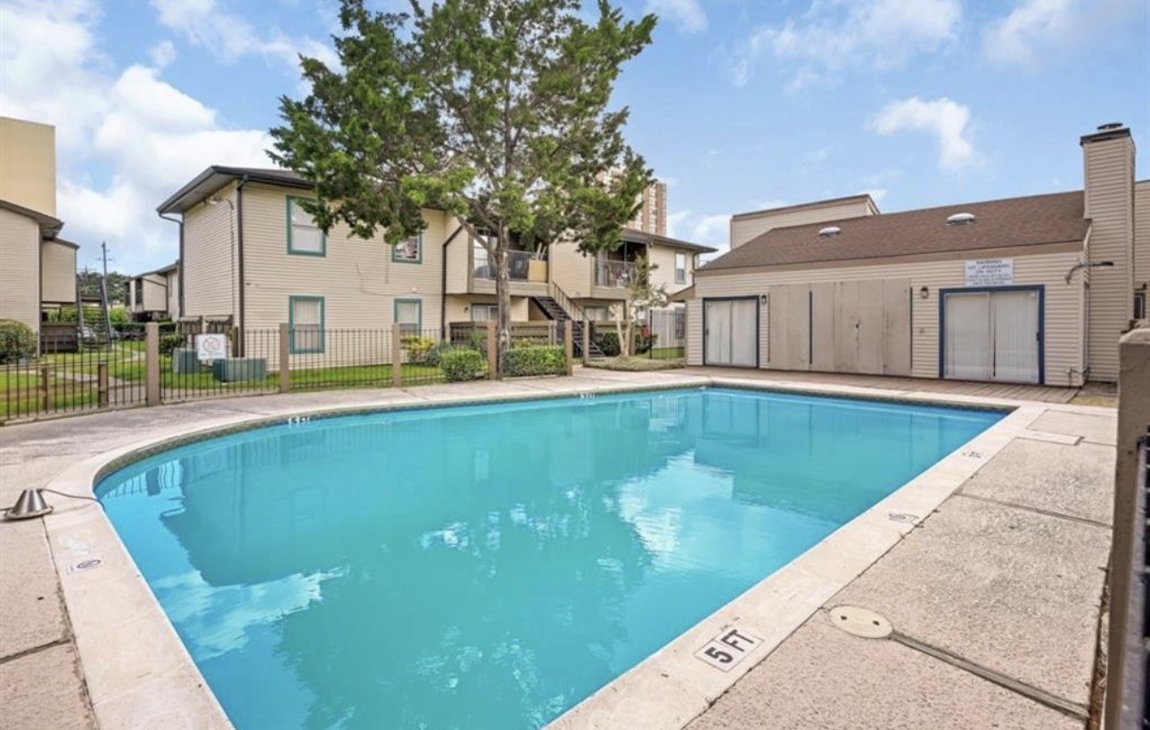 6161 Reims Road, Unit 200 Houston, TX 77036 - Photo 6 of 8