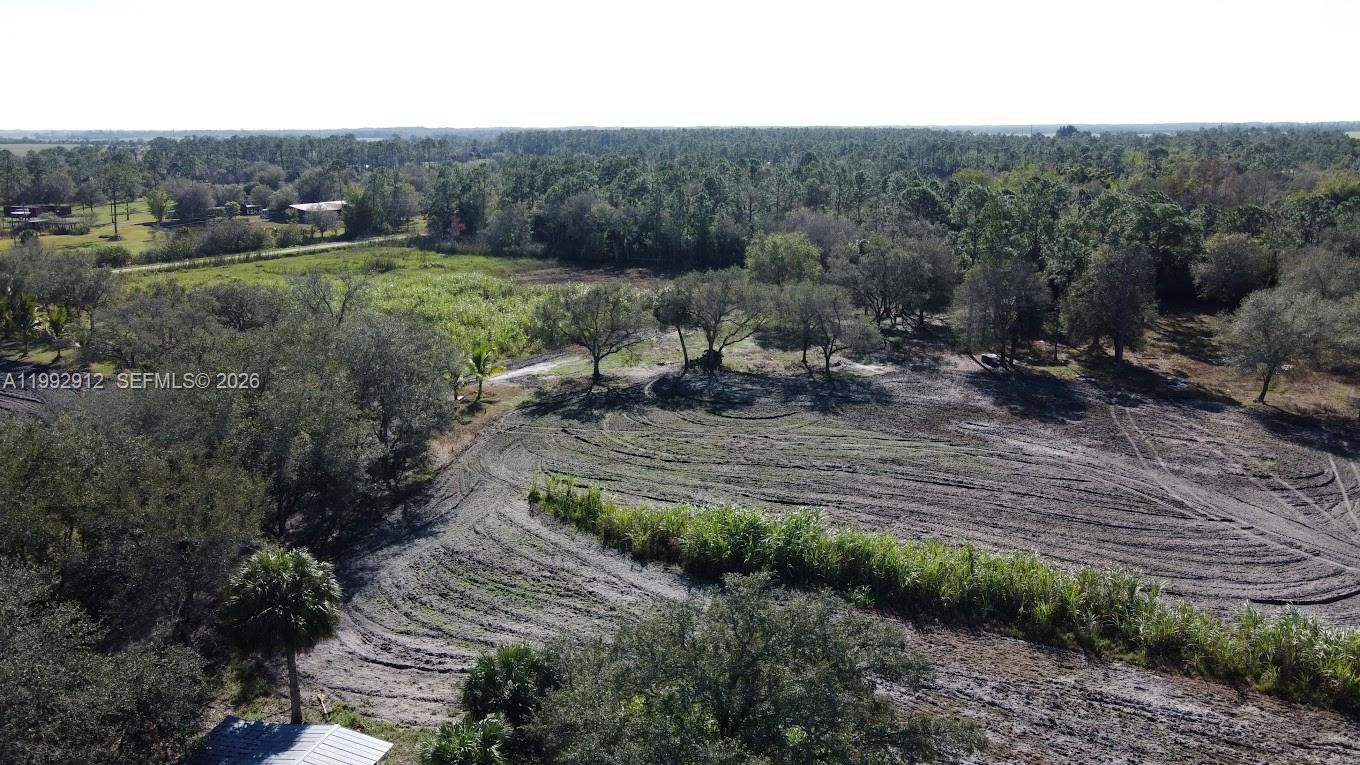 4850 Pioneer 2nd Street Clewiston, FL 33440 - Photo 15 of 34 a view of a outdoor space
