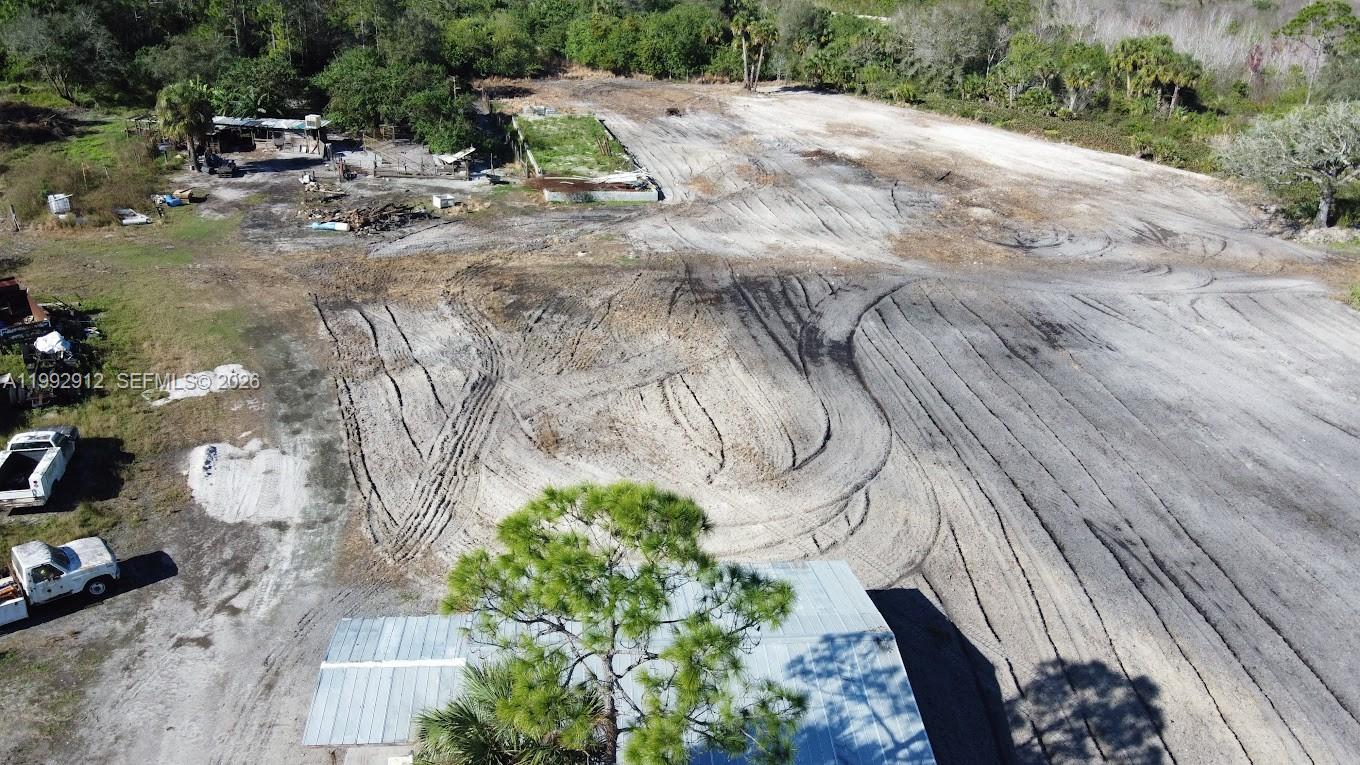 4850 Pioneer 2nd Street Clewiston, FL 33440 - Photo 27 of 34 a view of an outdoor space with a lake view