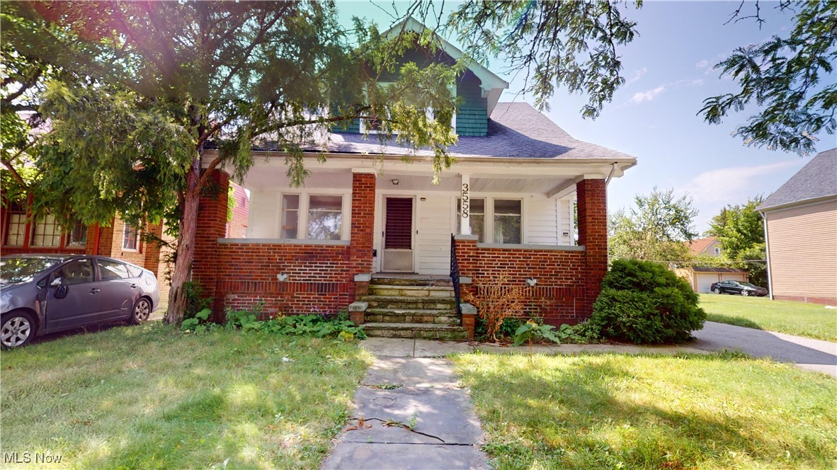 3558 Chelton Road Cleveland, OH 44120 - Photo 1 of 34