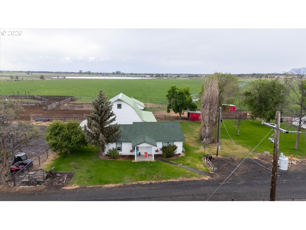 10400 Southwest Houston Lake Road Powell Butte, OR 97753 - Photo 2 of 48