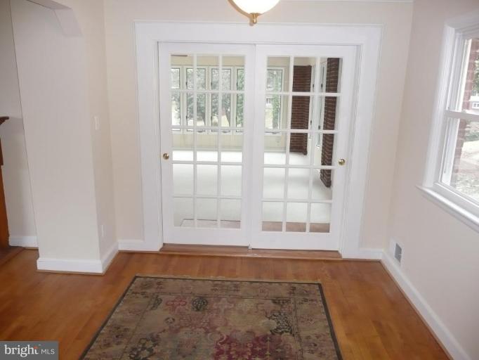 4910 Henderson Road Temple Hills, MD 20748 - Photo 3 of 16 Dining Room