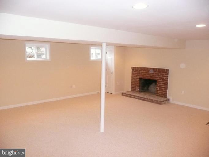 4910 Henderson Road Temple Hills, MD 20748 - Photo 9 of 16 Recreation Room