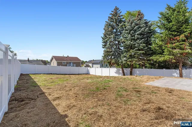 $1,199,900 | 102 Charlton Avenue, Lodi, NJ 07644