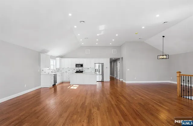 $1,199,900 | 102 Charlton Avenue, Lodi, NJ 07644