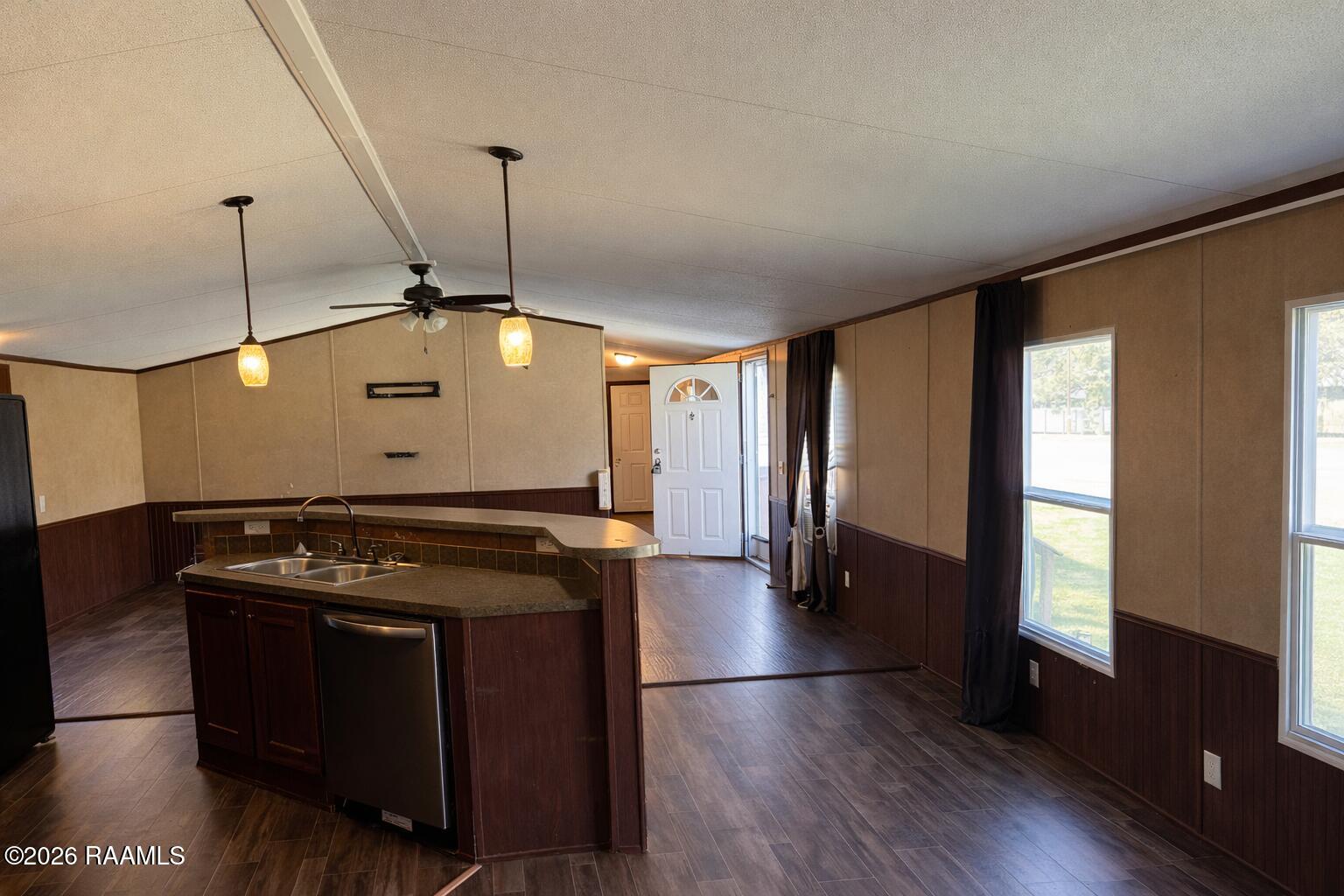 8333 Hudson Road Maurice, LA 70555 - Photo 4 of 16 556EBA2C-6BF7-4BF1-9C99-14A32769A06C