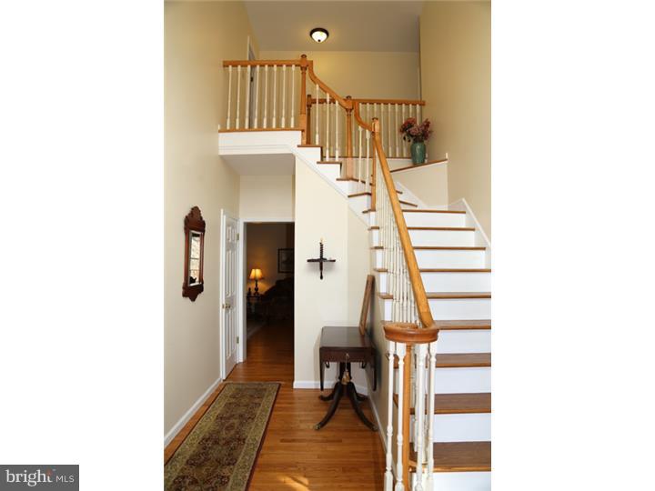 215 Kirkbrae Road Kennett Square, PA 19348 - Photo 3 of 23 Foyer