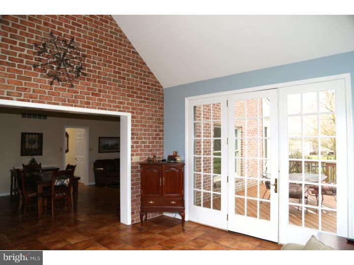 215 Kirkbrae Road Kennett Square, PA 19348 - Photo 7 of 23 Sun Room