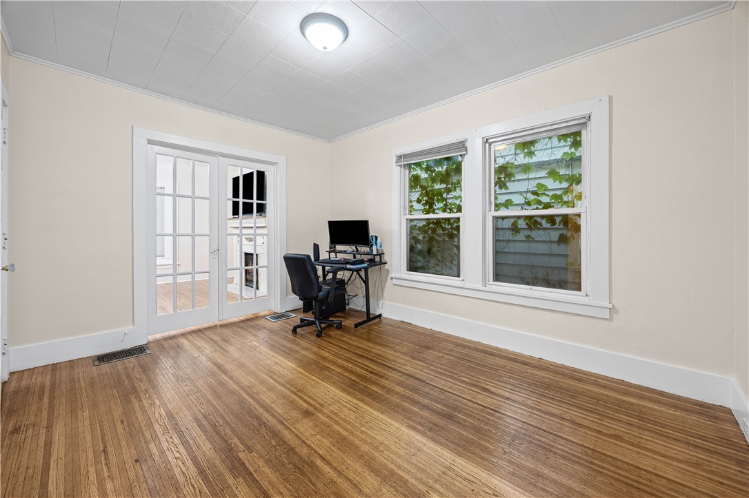 827 Garson Avenue Rochester, NY 14609 - Photo 15 of 40 Unit #1 | Dining Room