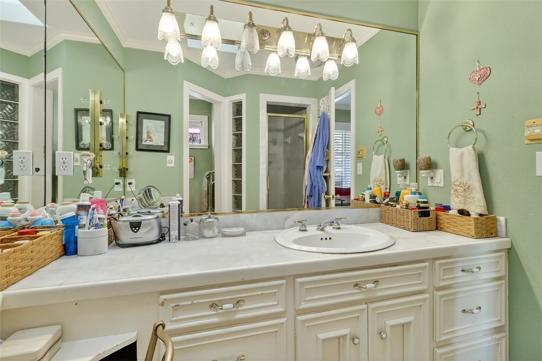 402 Pasadena Place Corpus Christi, TX 78411 - Photo 20 of 39