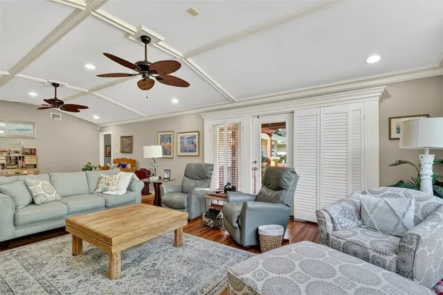 $399,999 | 402 Pasadena Place, Corpus Christi, TX 78411