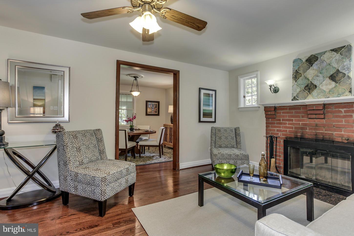 8914 Flower Avenue Silver Spring, MD 20901 - Photo 3 of 25 Living Room
