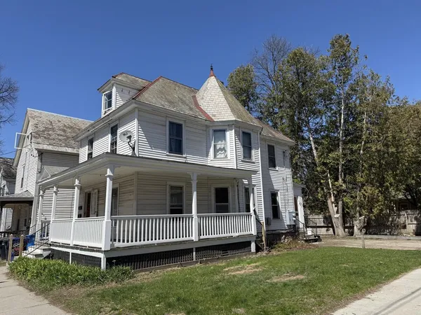 $499,000 | 384 North Street, Burlington, VT 05401