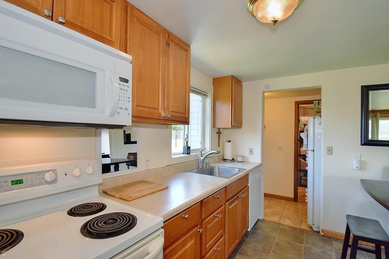 815 North Bowdish Road Spokane Valley, WA 99206 - Photo 8 of 18 Gallery Image 8