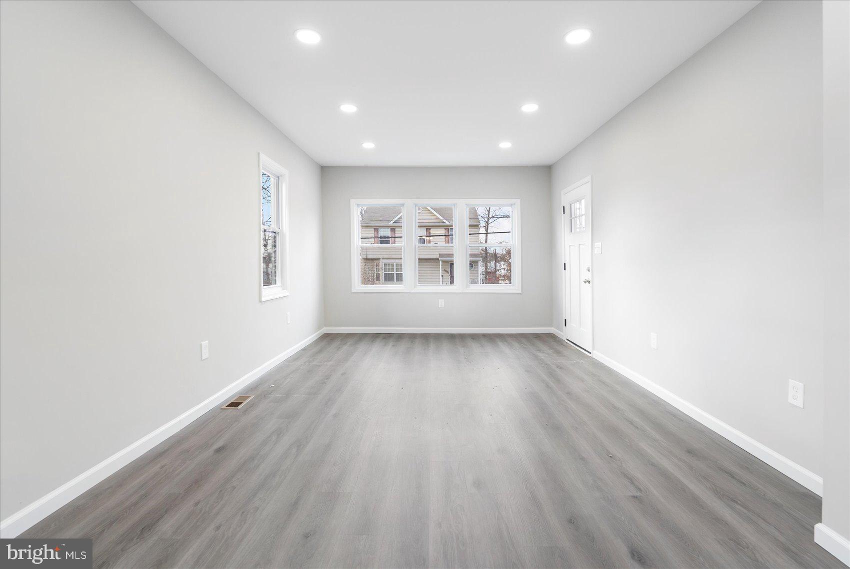 8017 Duvall Avenue Rosedale, MD 21237 - Photo 10 of 34 Gallery Image 10