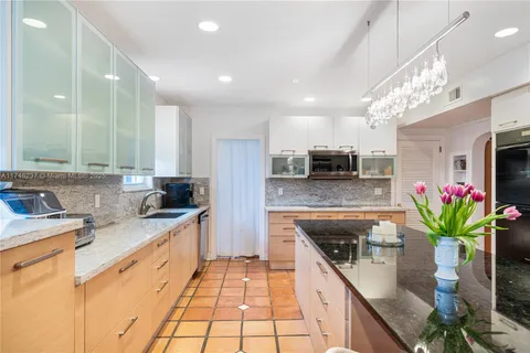 $2,750,000 | 4421 Post Avenue, Miami Beach, FL 33140
