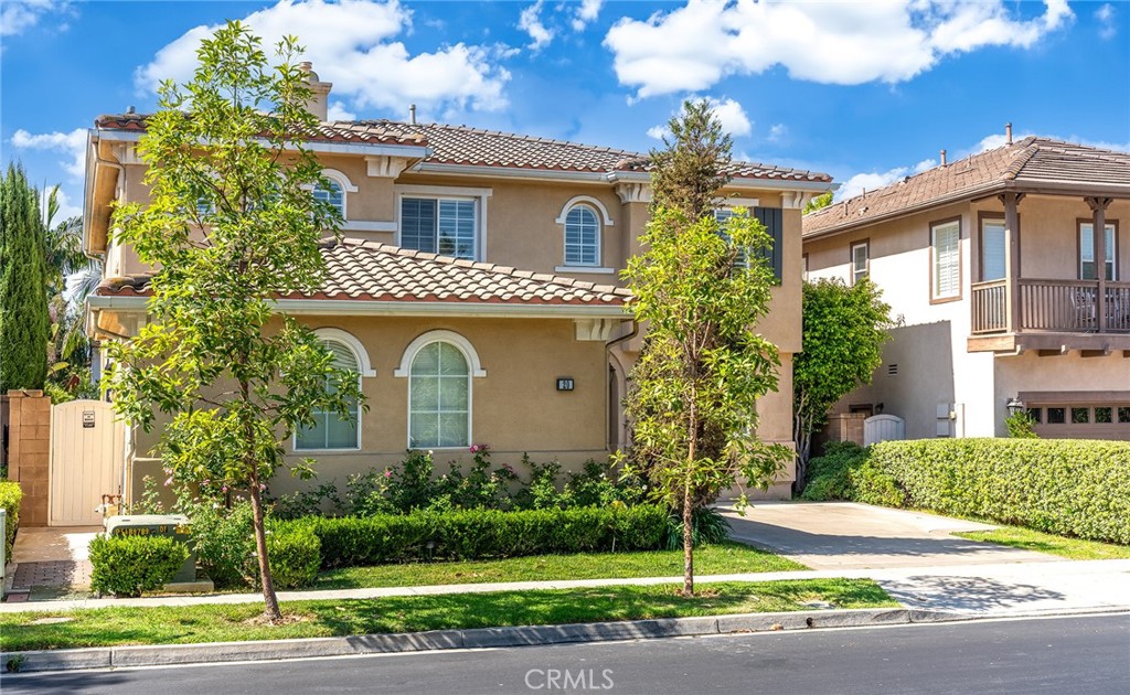 20 Malibu, Irvine, CA 92602 Compass
