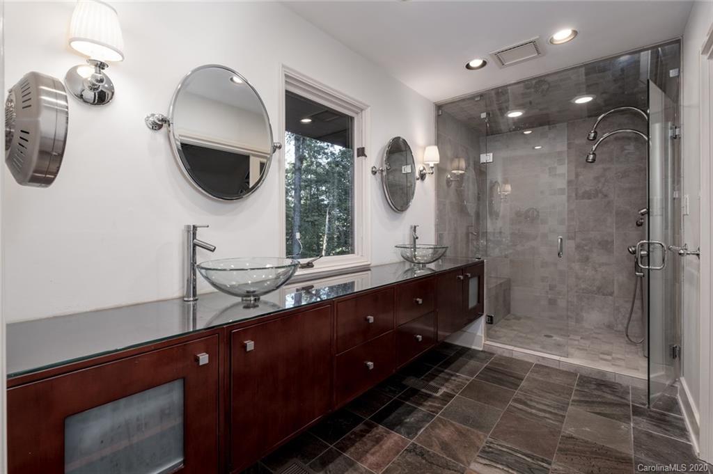 5508 Hardison Road Charlotte, NC 28226 - Photo 16 of 38 Gallery Image 16